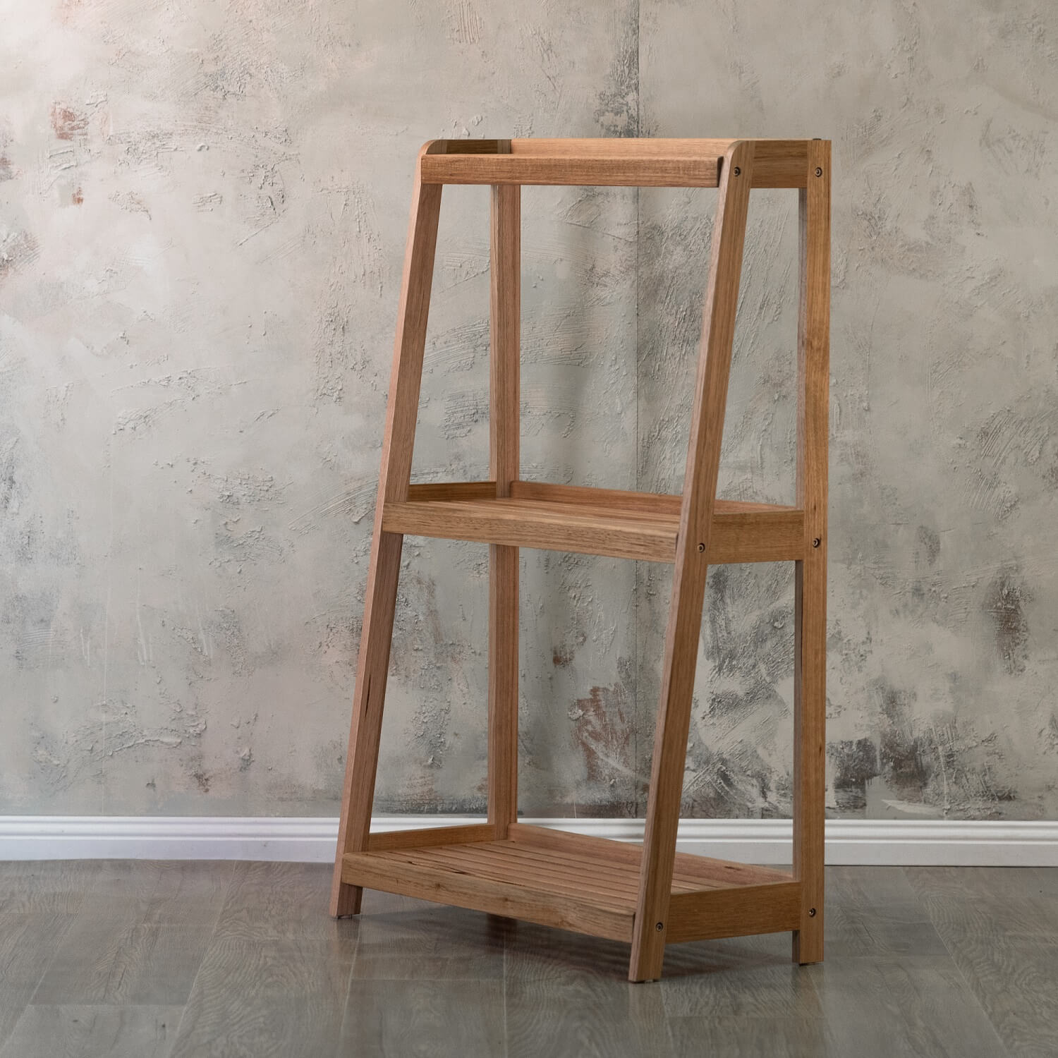 Gaia Tas Oak stand